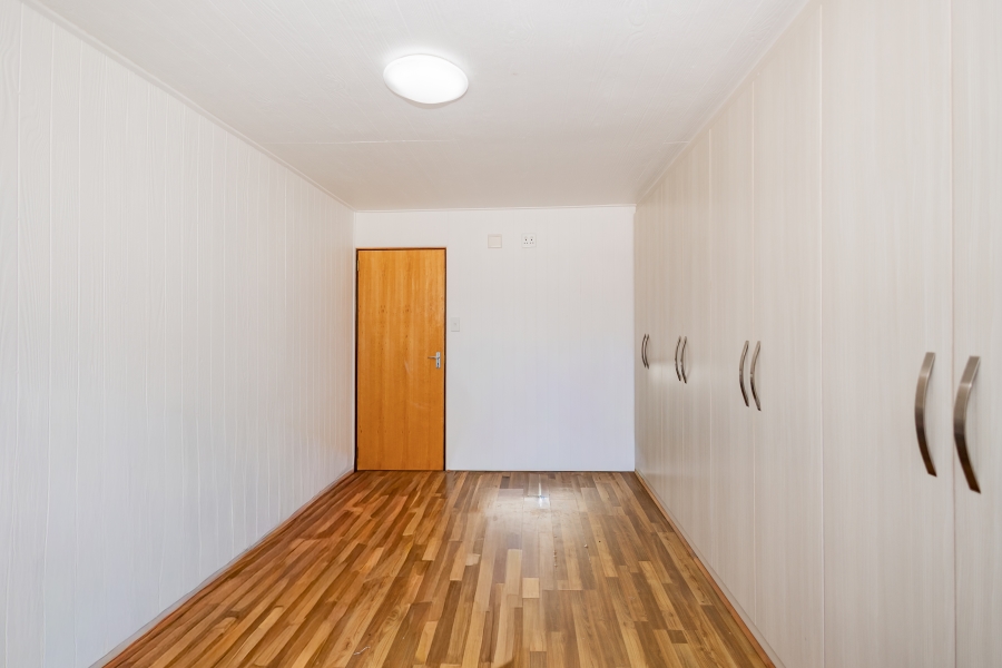 5 Bedroom Property for Sale in Ruyterwacht Western Cape